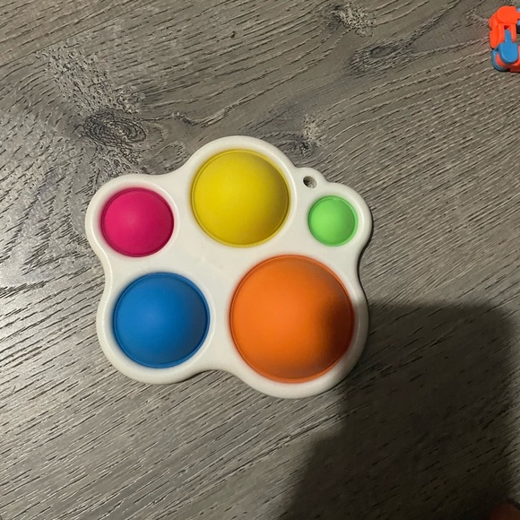 Multiple fidgets - Picture 5 of 10